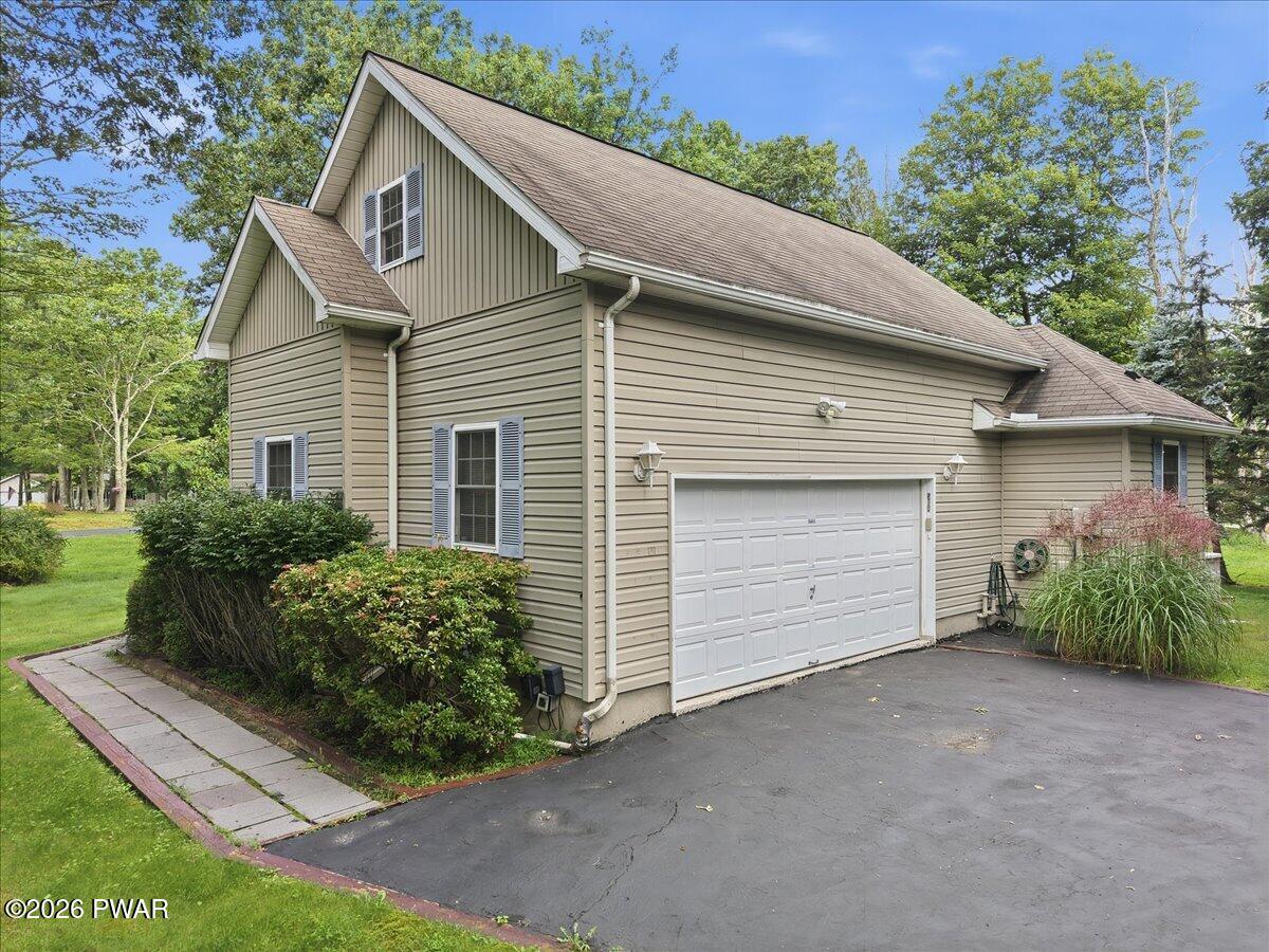 518 Gandolf Road Tamiment, PA 18371 - Photo 54 of 74 Gallery Image 54