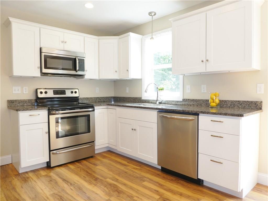 635 Chadbourne Road Standish, ME 04084 - Photo 7 of 35 Kitchen
