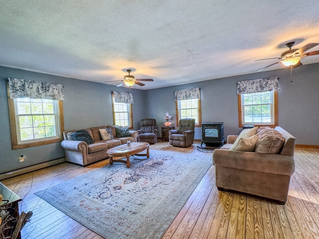 609 Gulf Road Northfield, MA 01360 - Photo 13 of 42