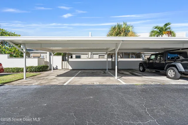 $2,150 | 142 Palmetto Avenue, Unit 92, Indialantic, FL 32903
