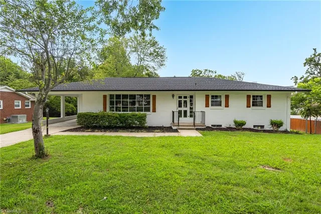 $365,000 | 420 Collinwood Drive, Burlington, NC 27215