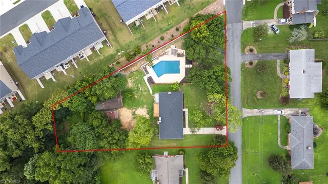 $365,000 | 420 Collinwood Drive, Burlington, NC 27215