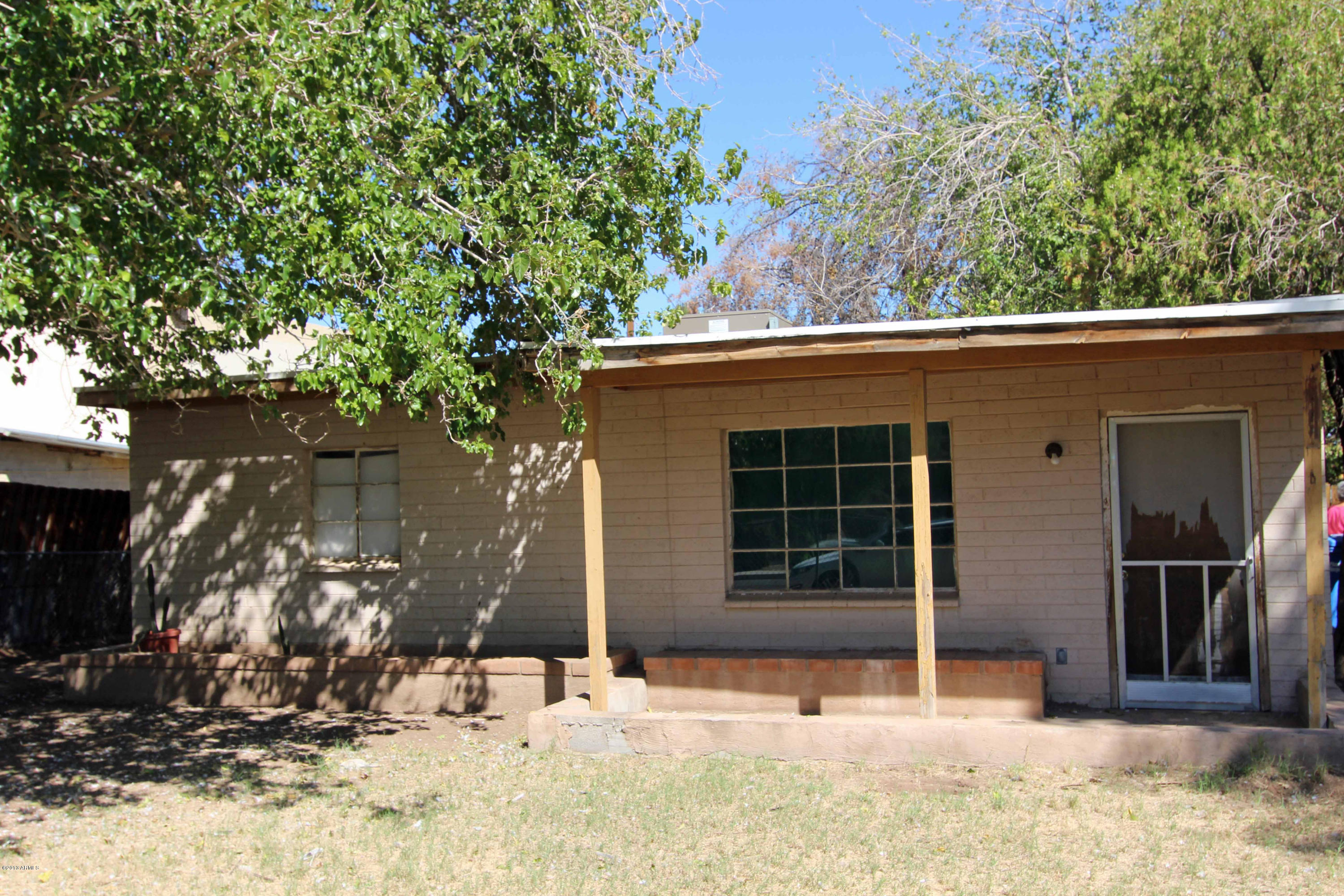 1518 West Roeser Road Phoenix, AZ 85041 - Photo 1 of 10 1