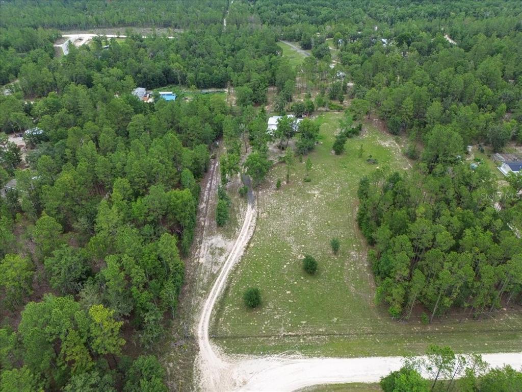7220 Northeast 24th Loop High Springs, FL 32643 - Photo 30 of 38