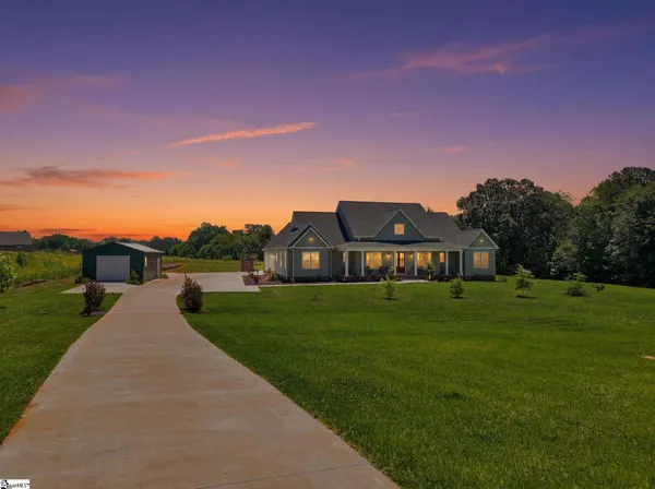$739,900 | 216 Burnt Tanyard Road, West Union, SC 29696