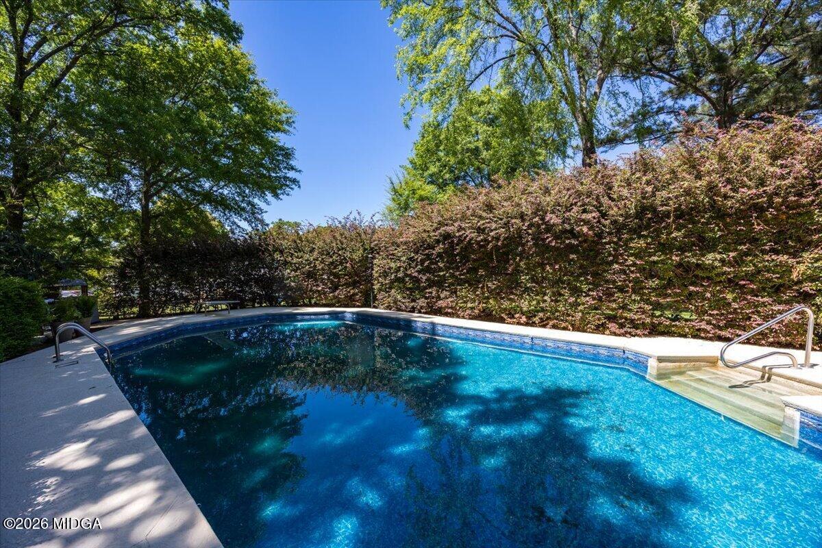 2741 Pineworth Road Macon, GA 31206 - Photo 2 of 29 44-5W7A0176