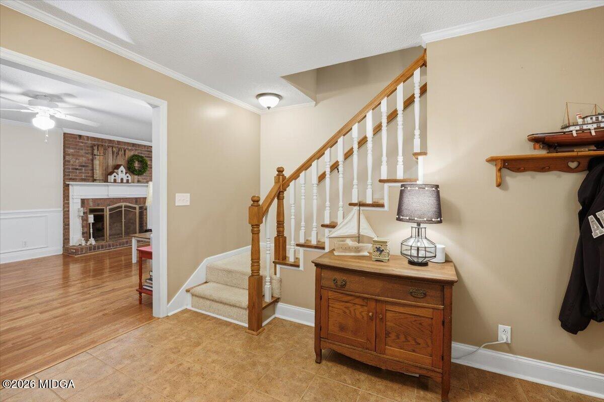 2741 Pineworth Road Macon, GA 31206 - Photo 4 of 29 36-W7A9985