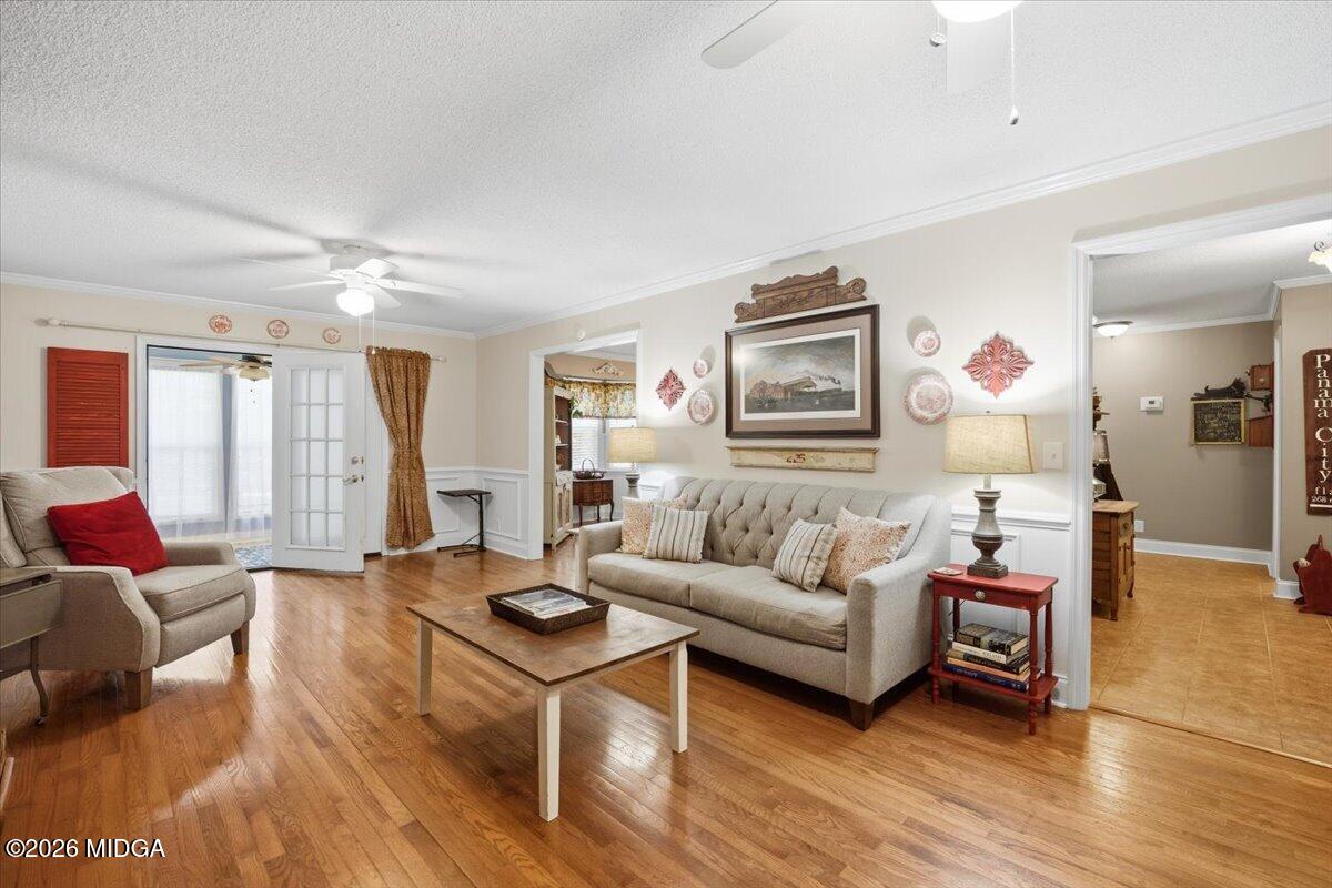 2741 Pineworth Road Macon, GA 31206 - Photo 5 of 29 01-W7A0001