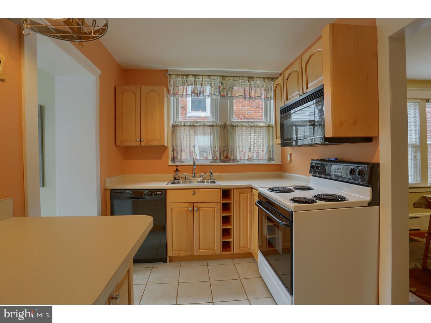332 West Walnut Street Reading, PA 19607 - Photo 3 of 24 Kitchen