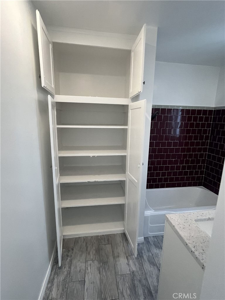 3112 Washington Boulevard Venice, CA 90291 - Photo 11 of 13 a view of walk in closet with empty racks