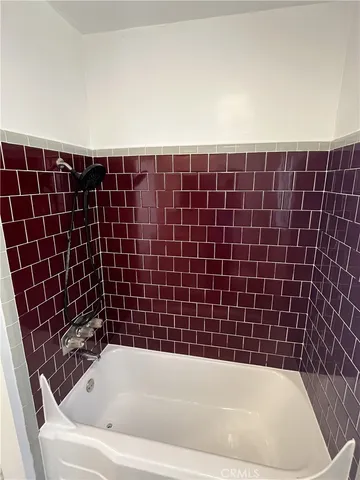 $2,000 | 3112 Washington Boulevard, Venice, CA 90291