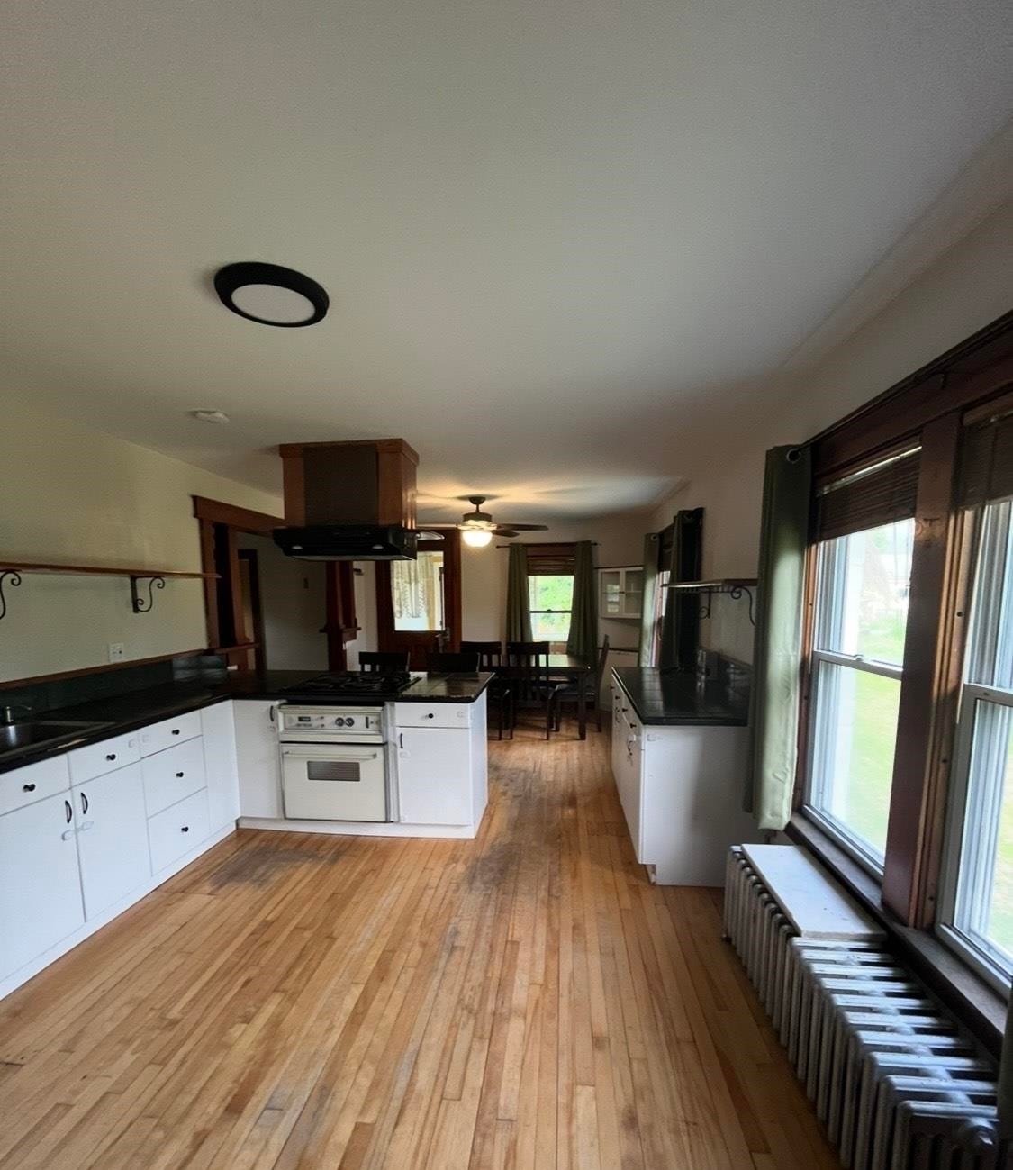 243 Coolidge Avenue Rutland, VT 05701 - Photo 7 of 23