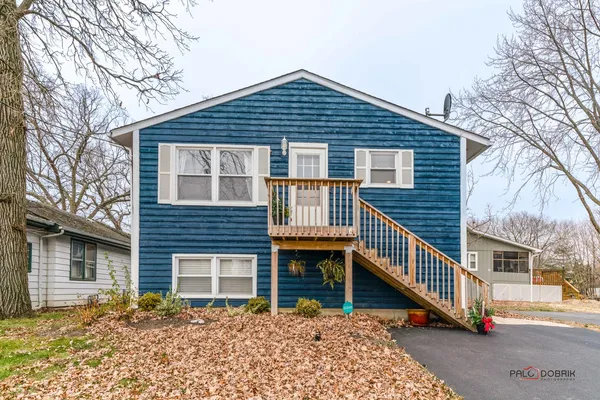 $325,000 | 28 Rushmore Road, Fox Lake, IL 60020