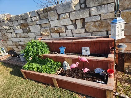 a view of an outdoor space