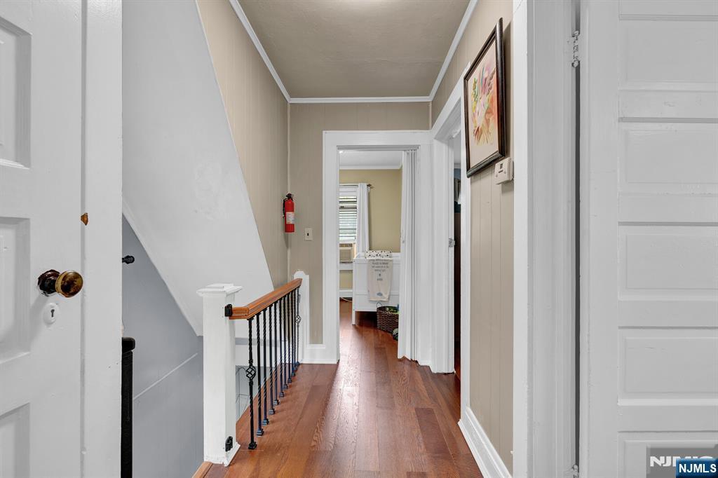 60 Vanderburgh Avenue Rutherford, NJ 07070 - Photo 34 of 50