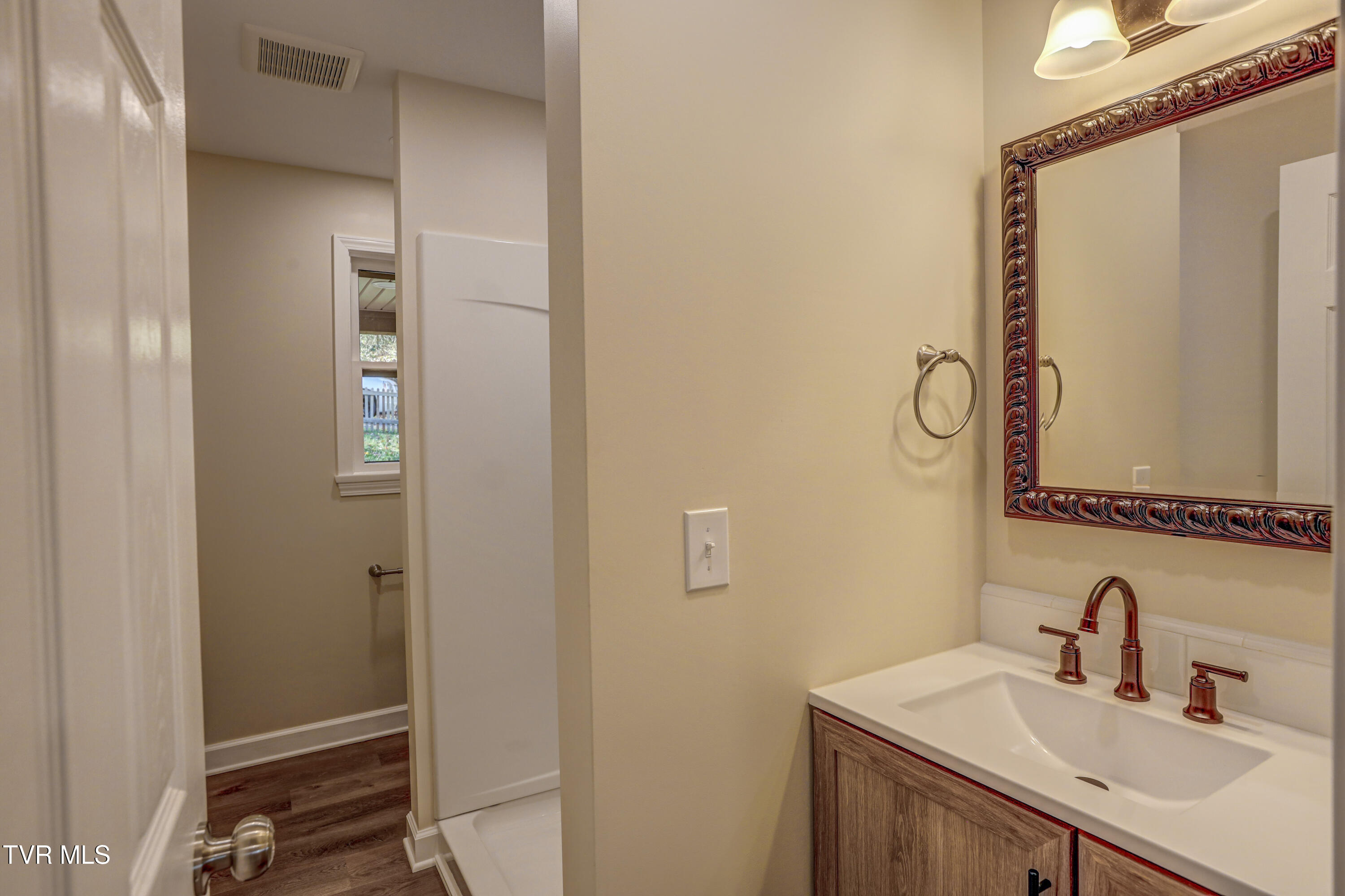 129 Log Cabin Road Johnson City, TN 37615 - Photo 28 of 63 AV4A4985_6_7_8_9