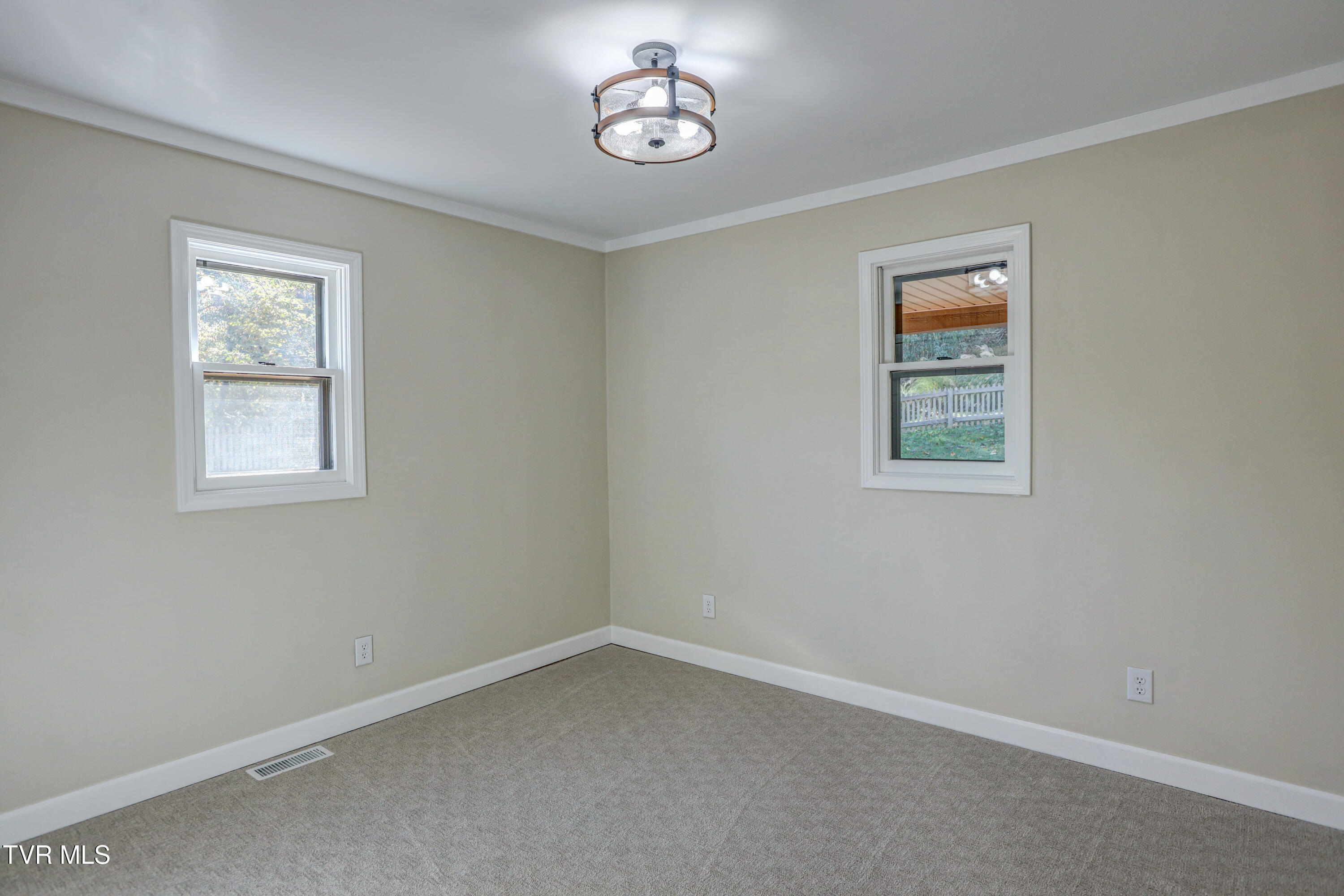 129 Log Cabin Road Johnson City, TN 37615 - Photo 30 of 63 AV4A4995_6_7_8_9