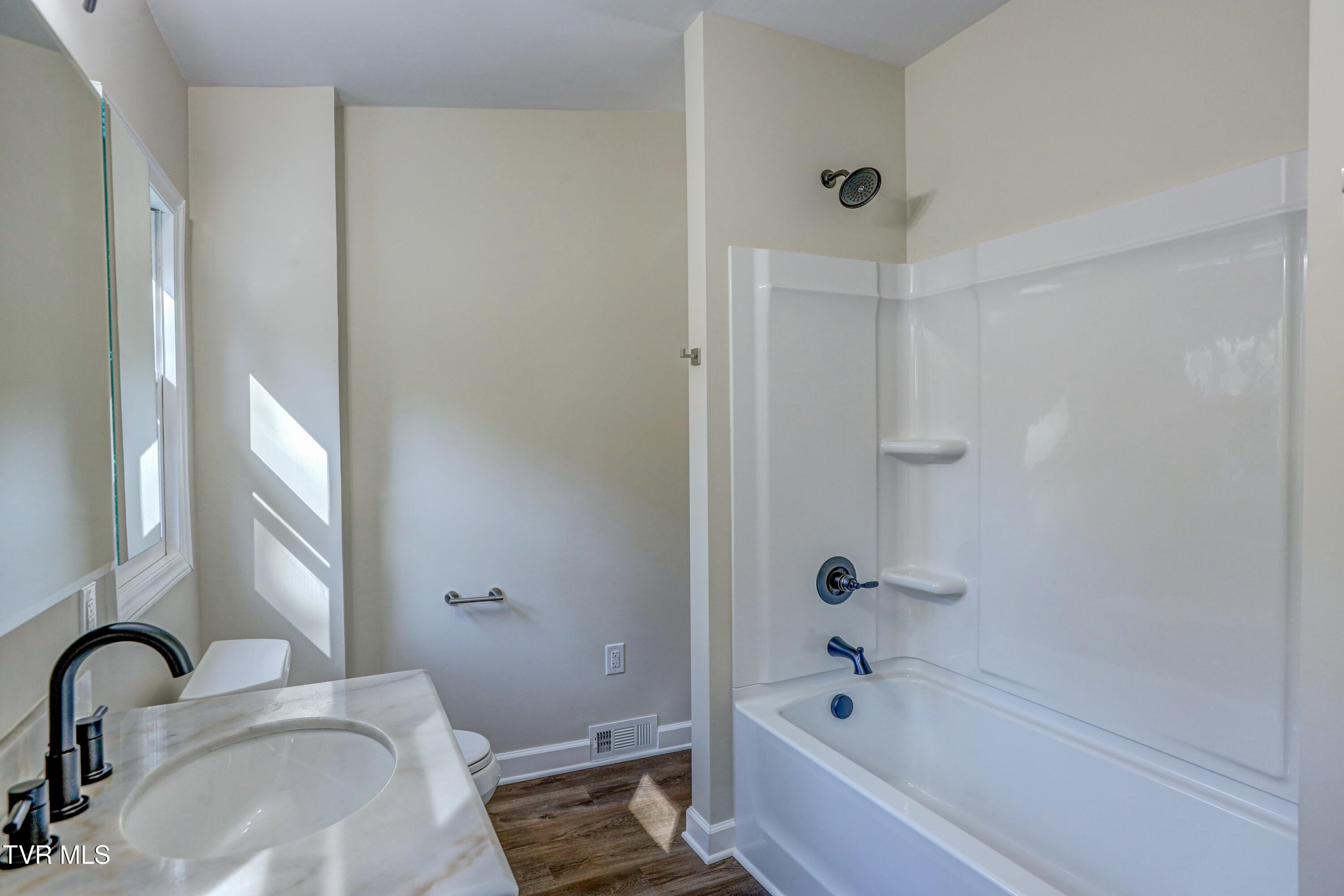 129 Log Cabin Road Johnson City, TN 37615 - Photo 43 of 63 AV4A5060_1_2_3_4