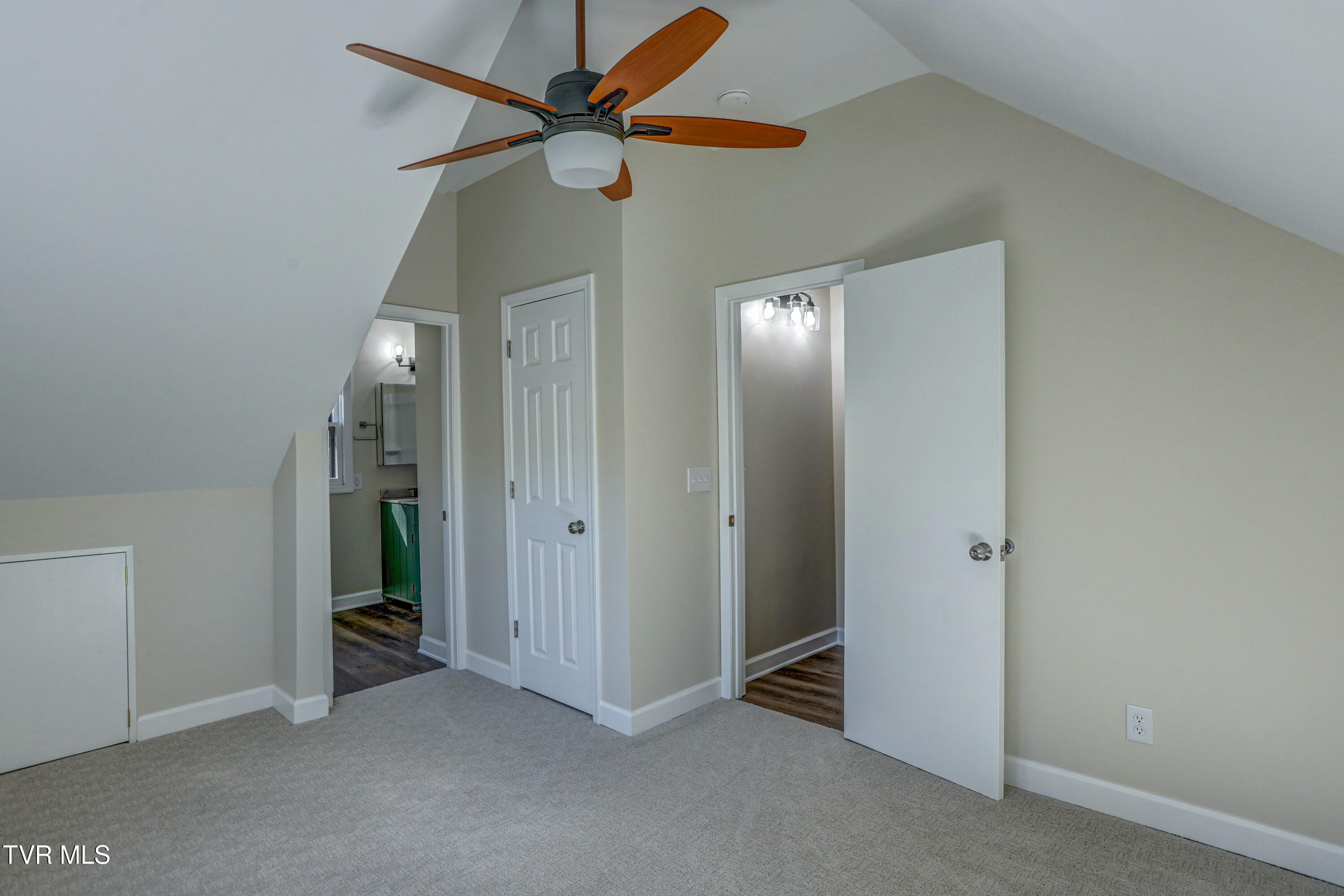 129 Log Cabin Road Johnson City, TN 37615 - Photo 45 of 63 AV4A5070_1_2_3_4