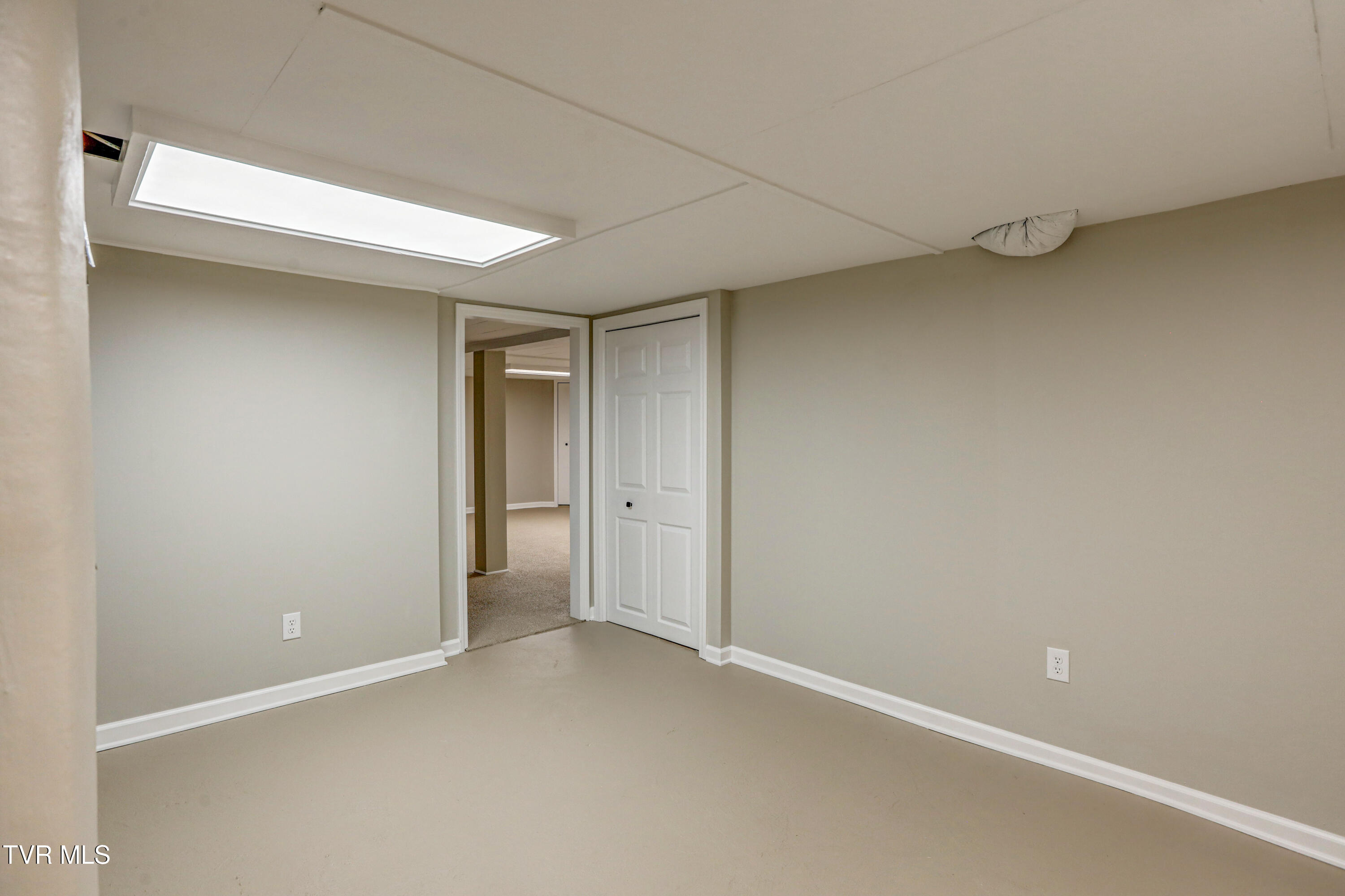 129 Log Cabin Road Johnson City, TN 37615 - Photo 58 of 63 AV4A5135_6_7_8_9