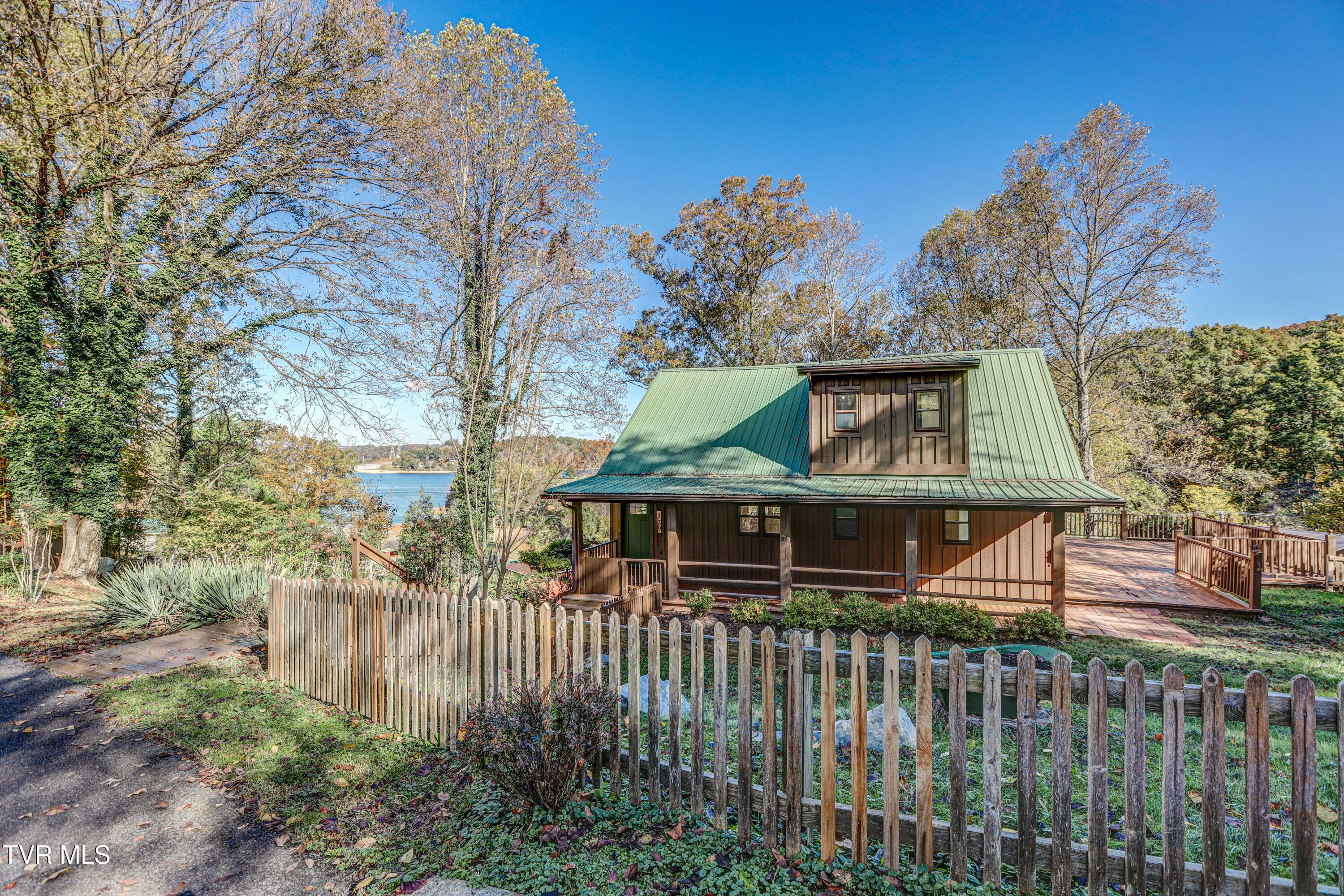 129 Log Cabin Road Johnson City, TN 37615 - Photo 6 of 63 AV4A4870_1_2_3_4