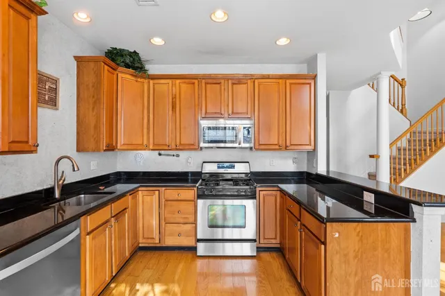 $624,900 | 60 Amber Drive, Old Bridge, NJ 08857