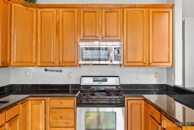 $624,900 | 60 Amber Drive, Old Bridge, NJ 08857