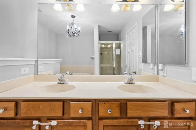 $624,900 | 60 Amber Drive, Old Bridge, NJ 08857