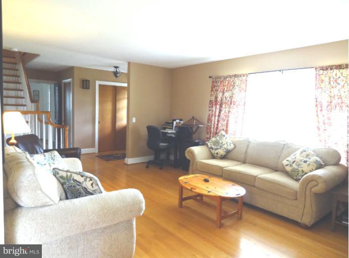 146 Red Hill Road Orange, VA 22960 - Photo 2 of 18 Family Room