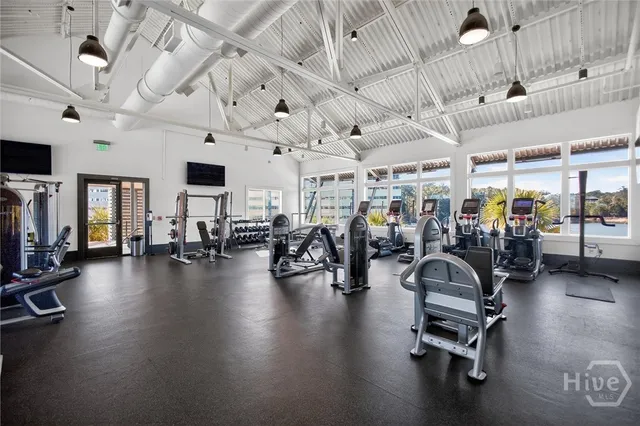 $975,000 | 78 Linkside Lake Drive, Richmond Hill, GA 31324