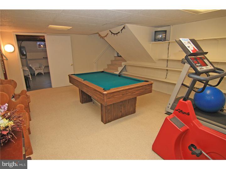 649 Mount View Road Berwyn, PA 19312 - Photo 17 of 24