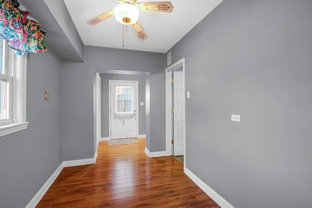 $329,900 | 4320 West 99th Place, Oak Lawn, IL 60453