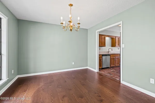 $349,000 | 5915 Roman Hill Drive, Olive Branch, MS 38654