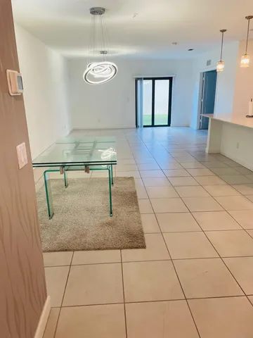 $3,400 | 1200 Spanish Stone Way, West Palm Beach, FL 33415