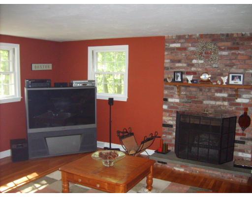 10 Westgate Road Billerica, MA 01862 - Photo 15 of 16 Gallery Image 15
