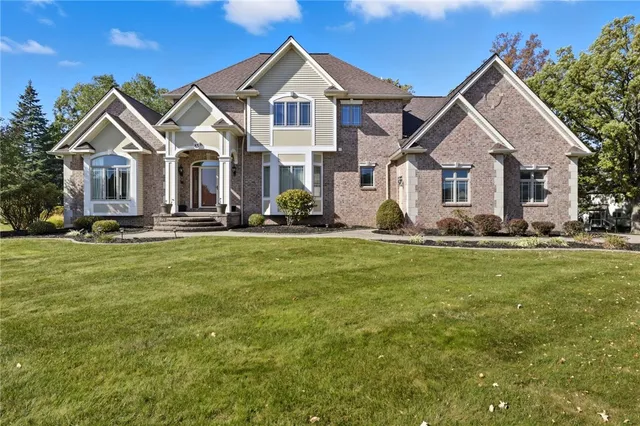 $690,000 | 83 Guygrace Lane, Penfield, NY 14580