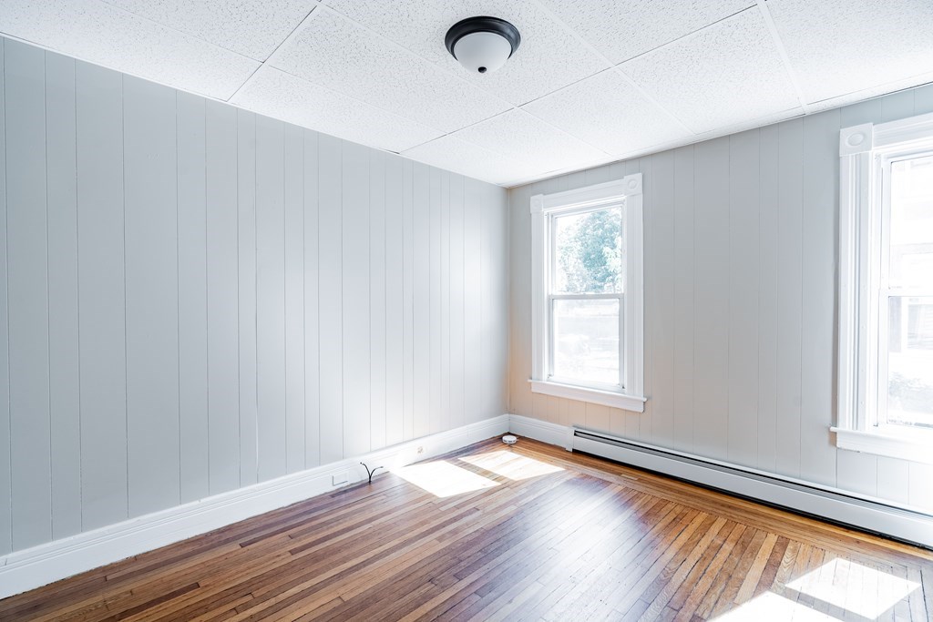 69 Sherman Street Springfield, MA 01109 - Photo 9 of 38 Gallery Image 9