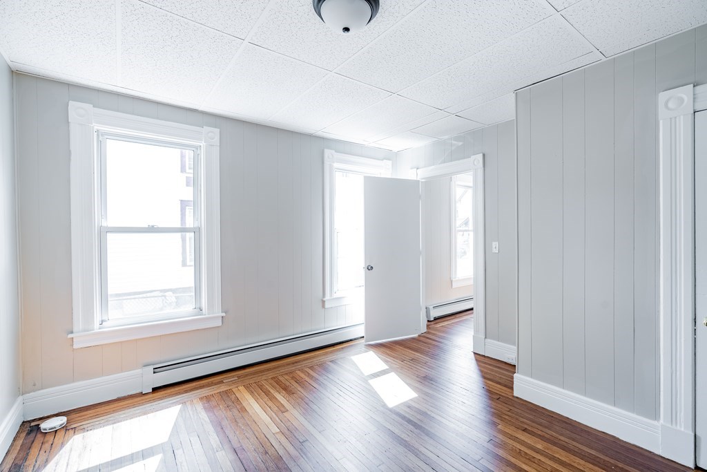 69 Sherman Street Springfield, MA 01109 - Photo 10 of 38 Gallery Image 10