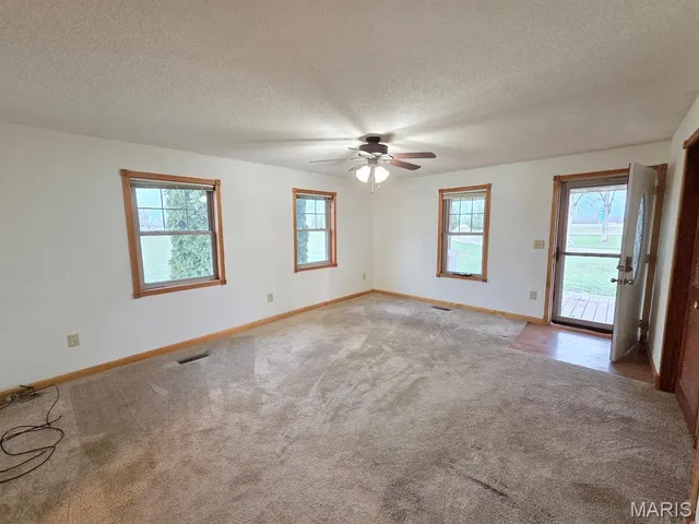 $165,000 | 26154 Us Highway, Alexandria, MO 63430