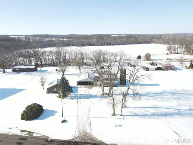 $165,000 | 26154 Us Highway, Alexandria, MO 63430