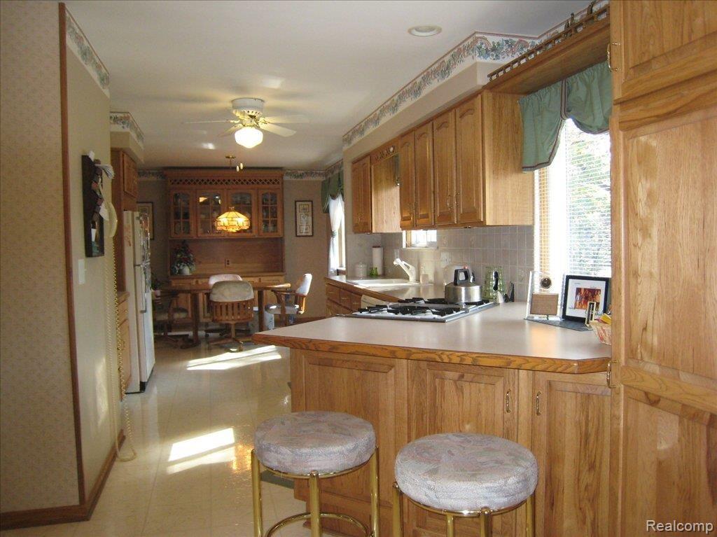 8335 Church Road Grosse Ile, MI 48138 - Photo 9 of 21 Kitchen