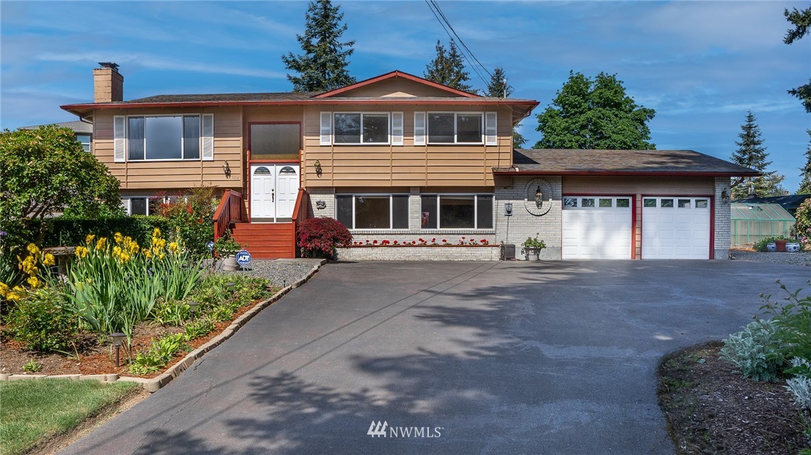 17508 Clover Road Bothell, WA 98012 - Photo 1 of 40