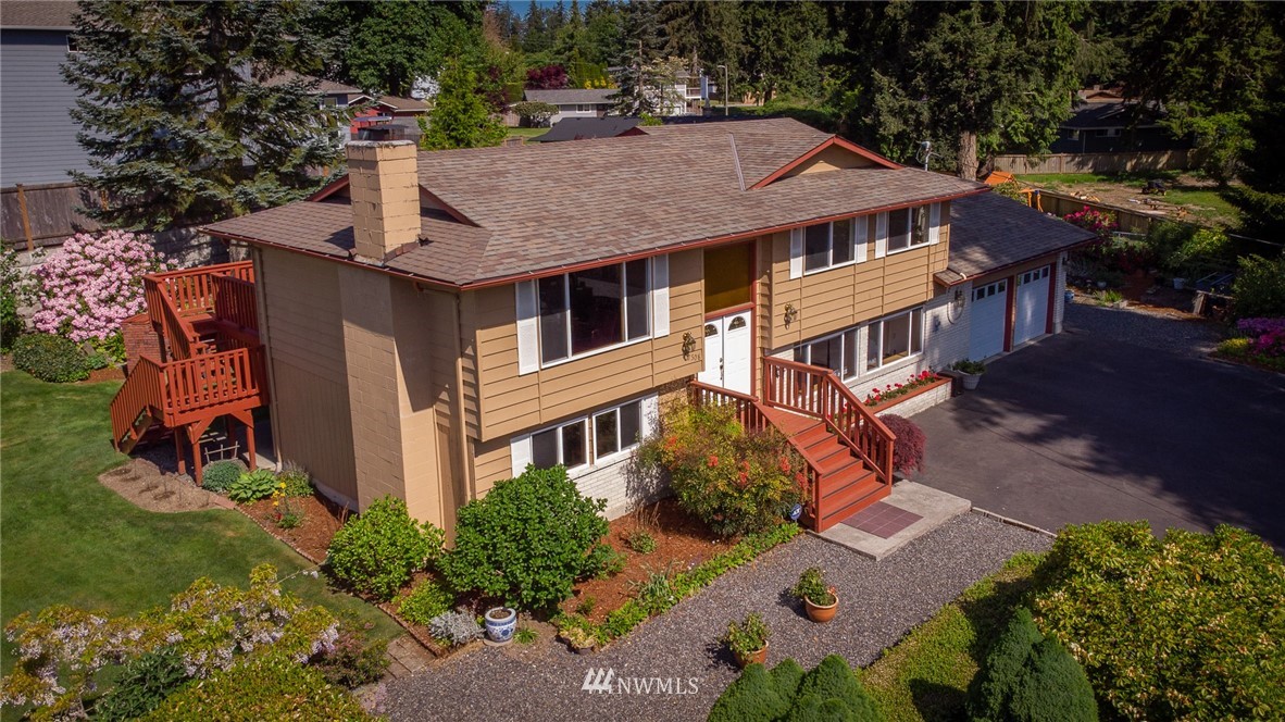 17508 Clover Road Bothell, WA 98012 - Photo 2 of 40