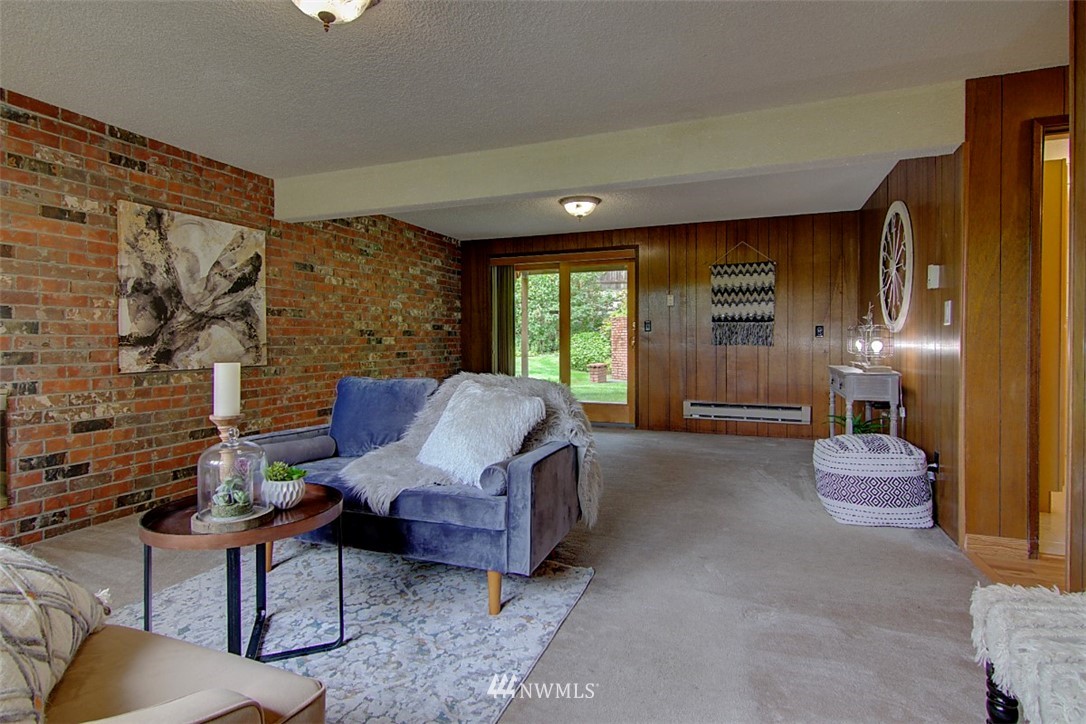 17508 Clover Road Bothell, WA 98012 - Photo 19 of 40