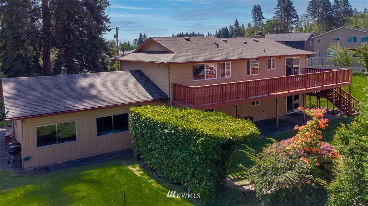 17508 Clover Road Bothell, WA 98012 - Photo 29 of 40