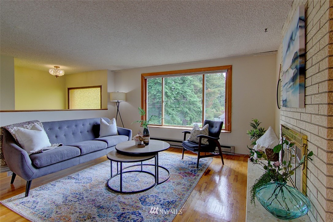 17508 Clover Road Bothell, WA 98012 - Photo 4 of 40
