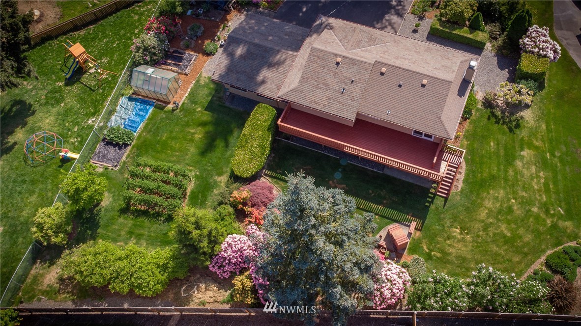 17508 Clover Road Bothell, WA 98012 - Photo 33 of 40