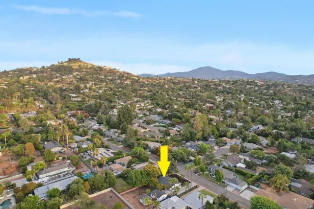 $939,900 | 9130 Shirley Drive, La Mesa, CA 91941