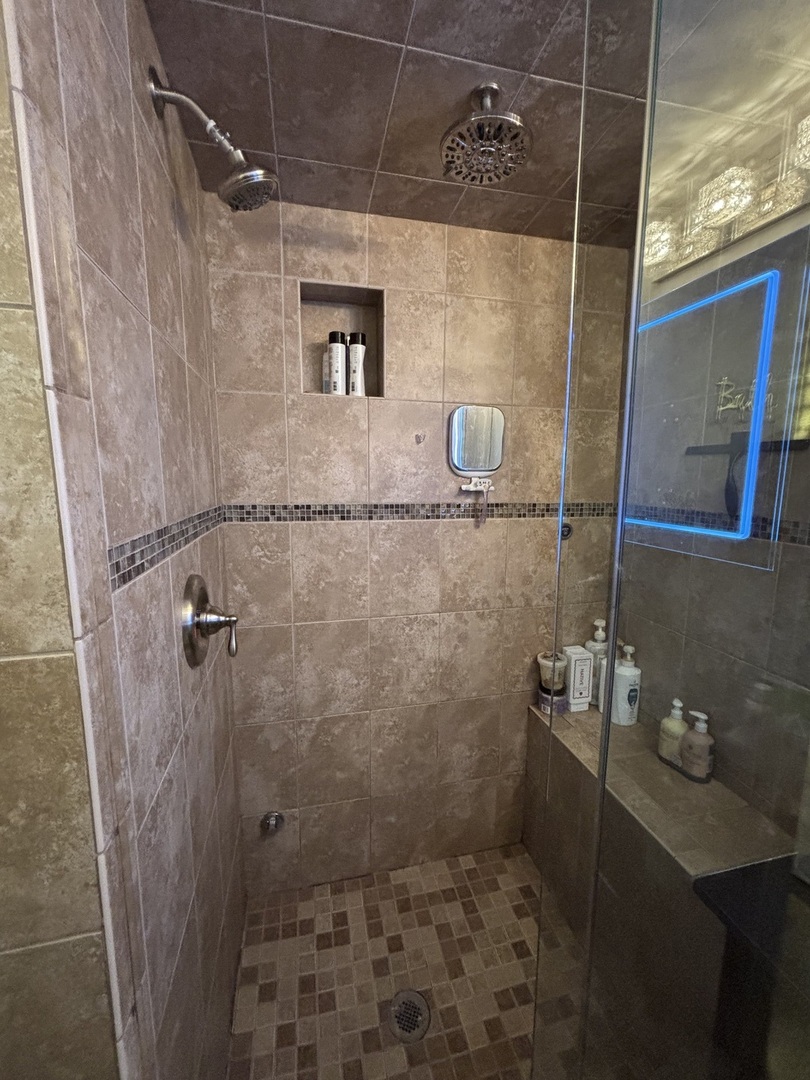 4704 Euclid Avenue, Unit 2D Rolling Meadows, IL 60008 - Photo 16 of 25