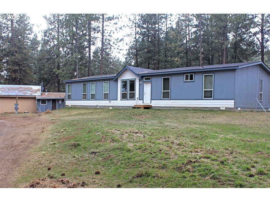 19260 Cherokee Road Bend, OR 97702 - Photo 1 of 21